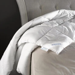 De Witte Lietaer Dekbed Dream 4 Seasons - 240 X 220 Cm - Polyestervulling -Woonaccessoires Verkoop 1000032156 0103